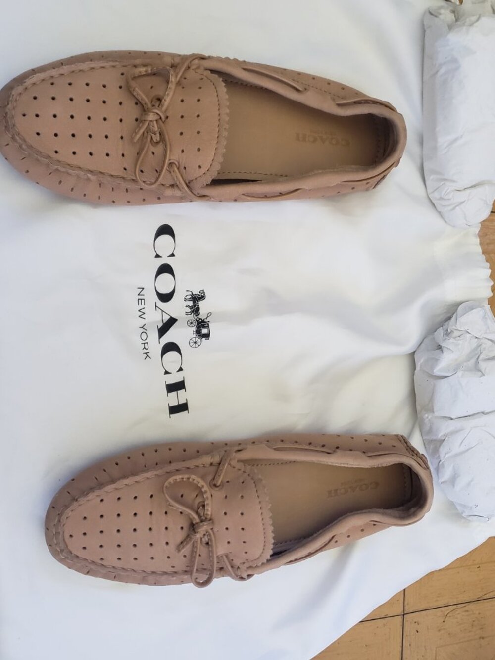 Coach Beige leather loafers Size 7